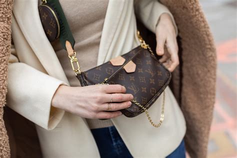 louis vuitton multi pochette celebrity|Louis Vuitton multi pochette fashionphile.